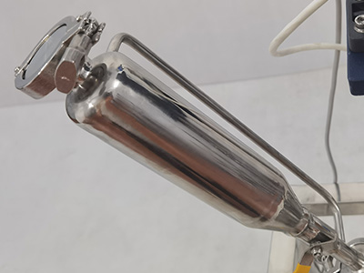 2L Small Jacketed Stainless Steel Reactor detail - Stainless steel drops plus funnel, have better gas tightness, and ensure that continuous liquid adding liquid is not affected.
