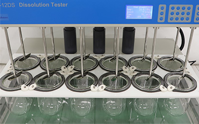 RC-12DS Dissolution Tester With 12vessels detail - Total 12 vessles and 12 rods, 6vessels and 6 rods in each line, can test 12 samples per time.