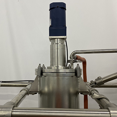 Stainless Steel Wiped Film Molecular Distillation detail - Magnetic seal, high vacuum special seal, the ultimate vacuum can be within 1Pa(Conventional glass reactors use mechanical seals, which cannot reach the ultimate vacuum).